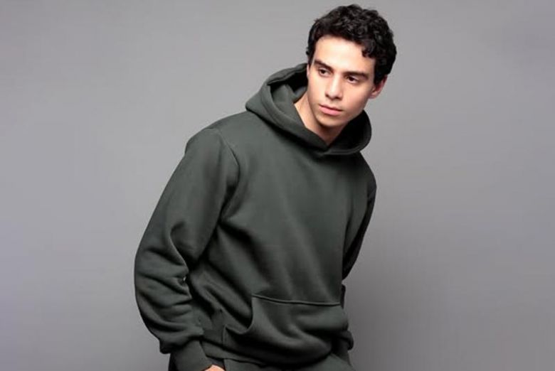 How Are Hoodies Manufacturers in Sialkot Reinventing Streetwear Style?